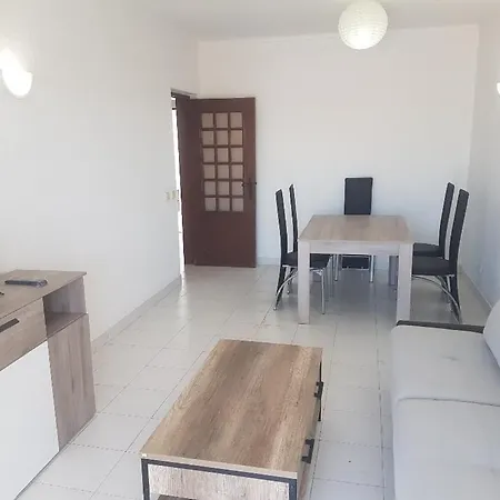 Apartamento Old Town 24 شقة البوفيرا